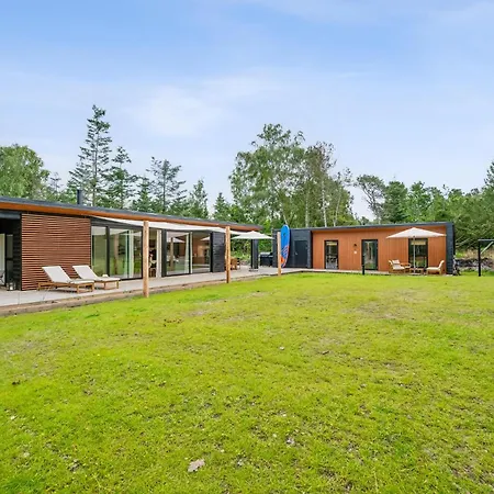 Beautiful Newly Built House By Boeslum 度假居