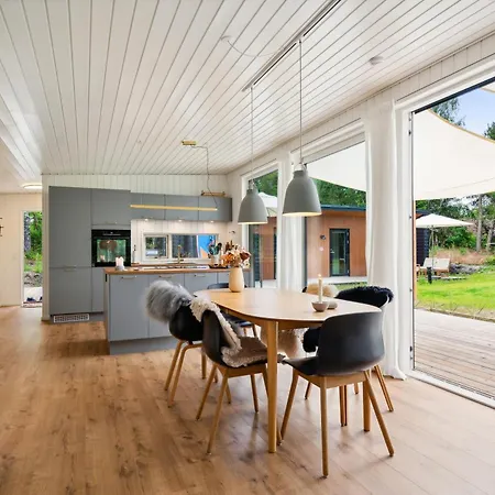 Beautiful Newly Built House By Boeslum *